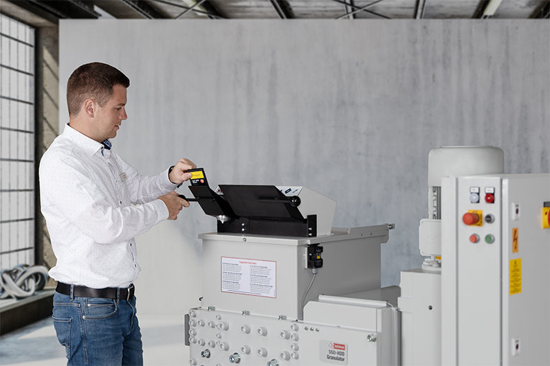 Intimus SSD-HDD Granulator