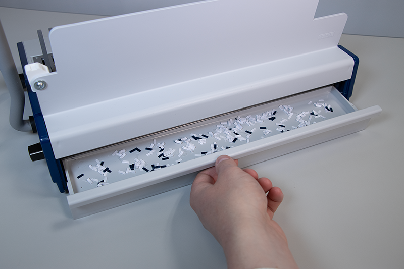 Formax ReadyCombM+ Manual Punch & Comb Binding System