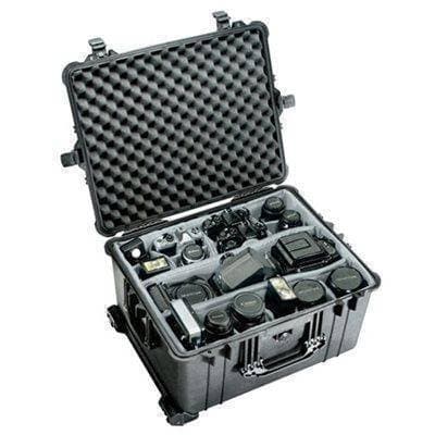 Pelican 1620 Case セキュリティケース Pelican 1620 Case - Black with Yellow Handles - ColorCase
